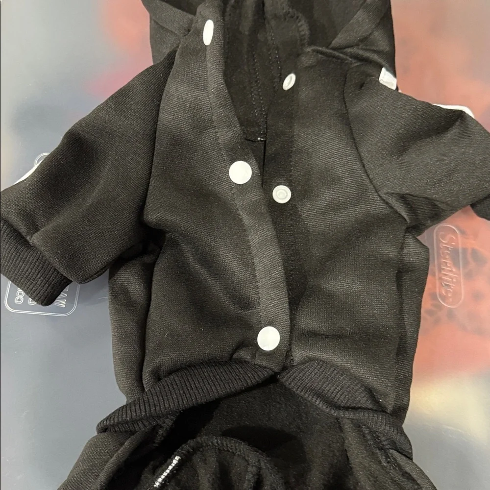 N/A stylish black